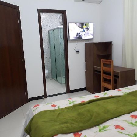 مونتيس كلاروس Hotel Lincohn المظهر الخارجي الصورة